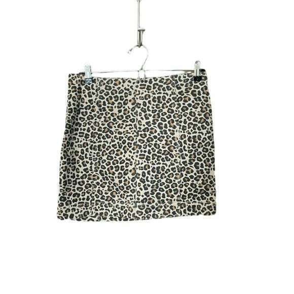 Leopard Print Skirt‎ - Picture 2 of 6